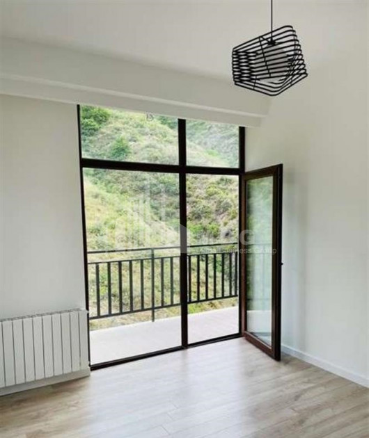 For Sale Flat, in Zemo Vera