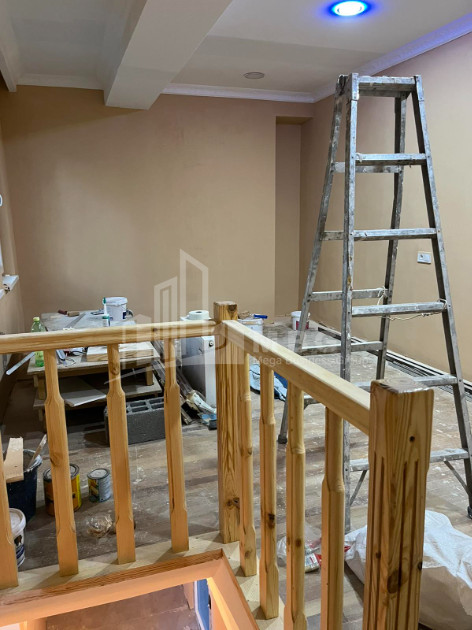 იყიდება ბინა, საბურთალო