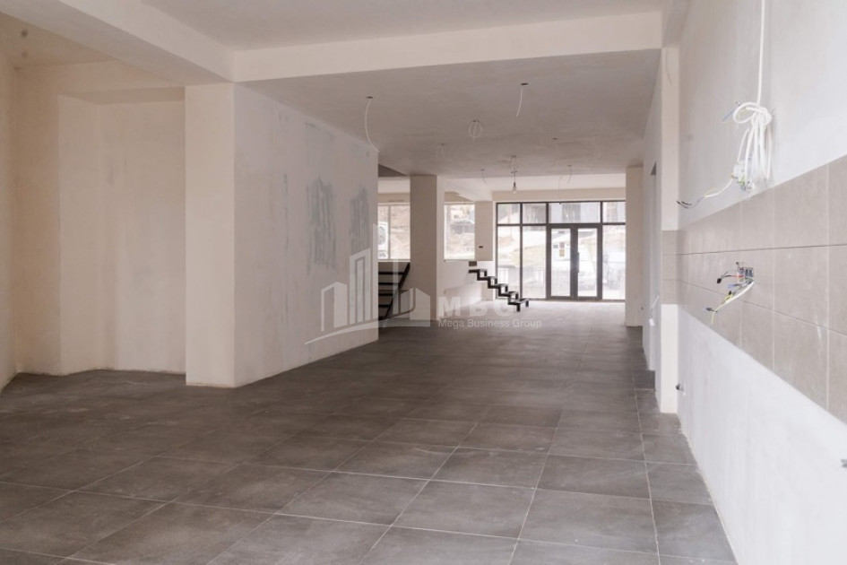 For Sale Витражный фасад Commercial, in Bagebi