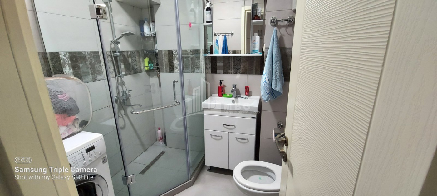 For Sale Flat, in Nadzaladevi