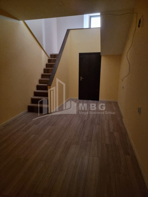 For Sale Building Commercial, in Isani