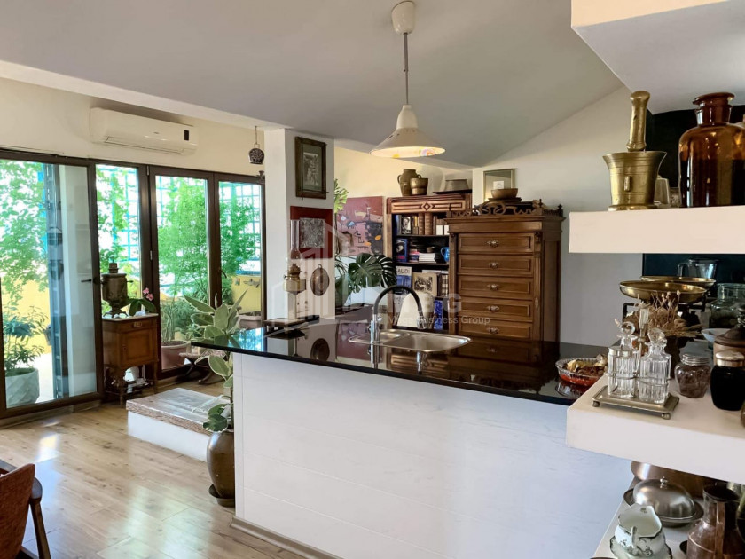 Продается Квартира, в Ваке