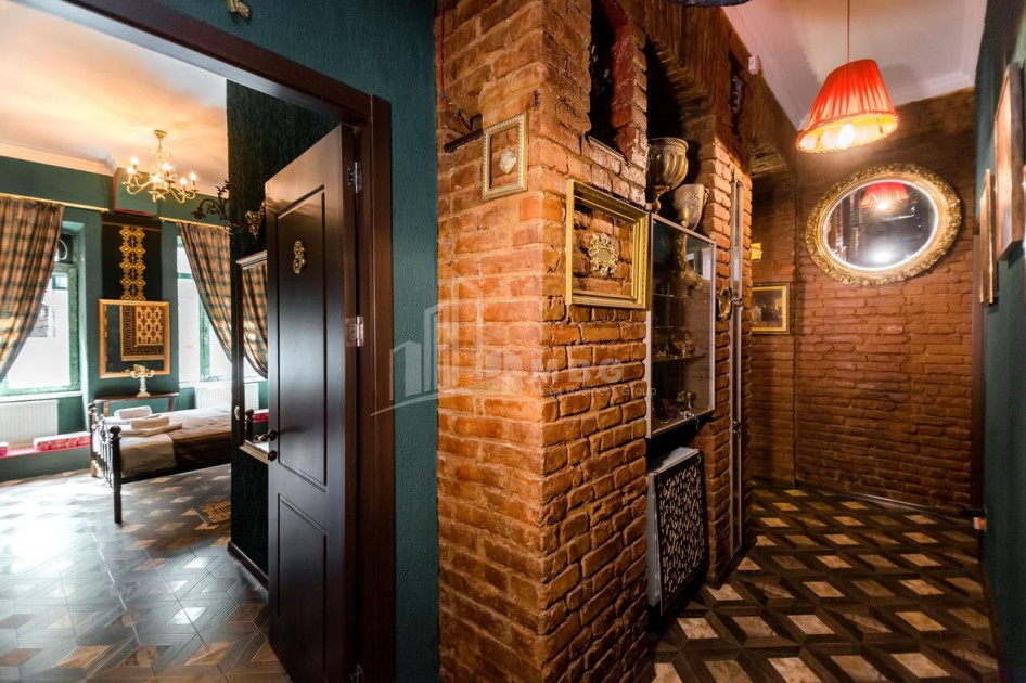 იყიდება სასტუმრო - რეზორტი კომერციული ფართი, პლეხანოვი