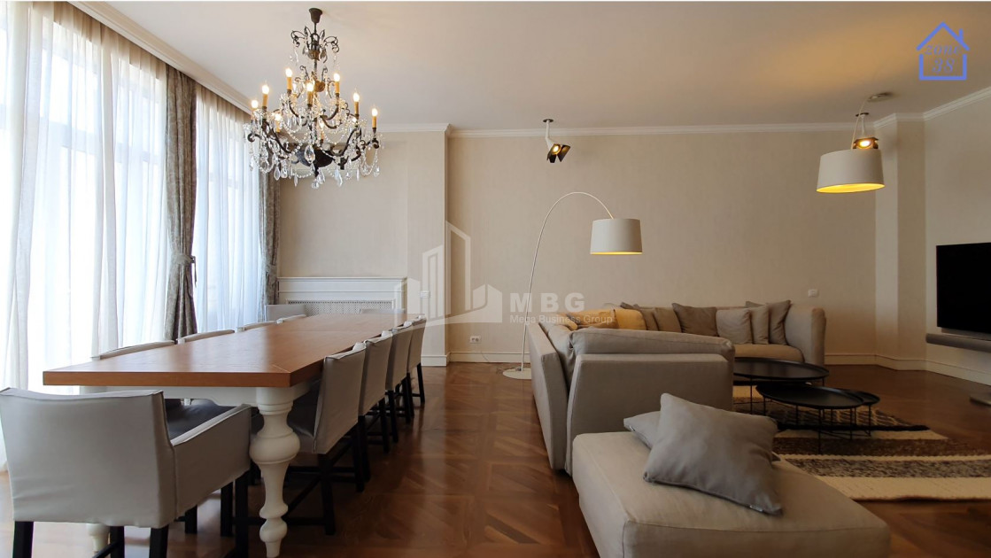 Продается Квартира, в Сололаки