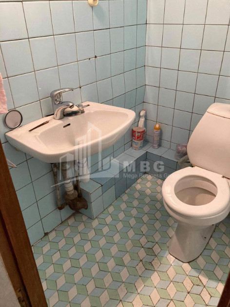 Продается Квартира, в Ваке