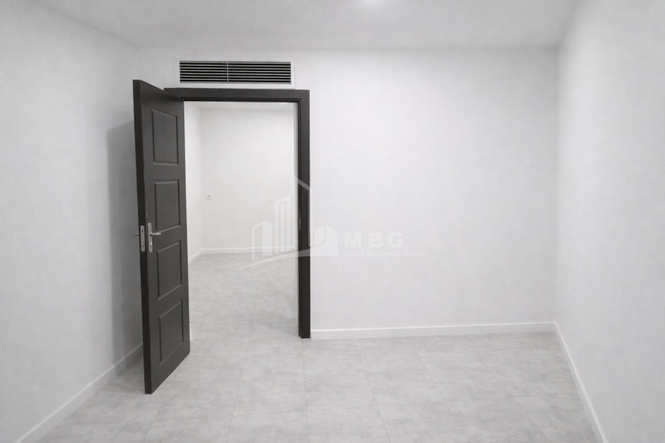 For Rent Universal Commercial On A. Mitskevich Street, საბურთალო