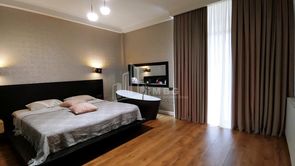 იყიდება სახლი - აგარაკი, დიდი დიღომი