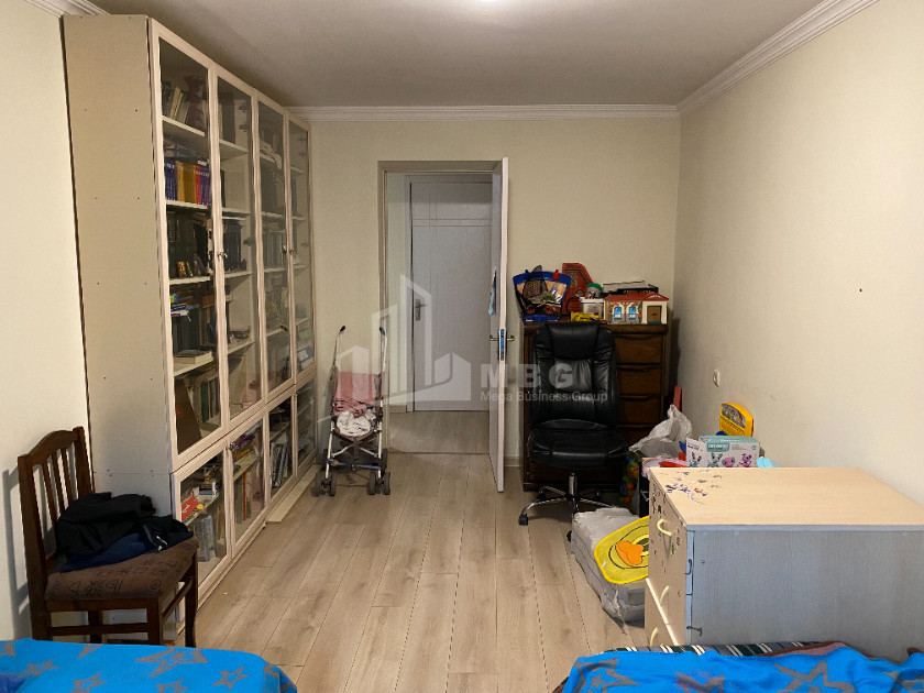 For Sale Flat, in Saburtalo