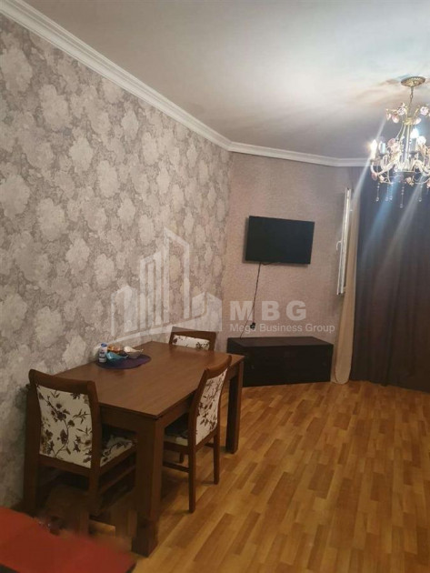 იყიდება ბინა, ისანი