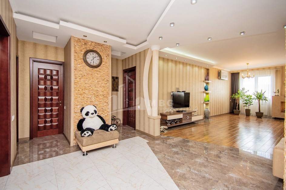 For Sale Flat, in Saburtalo