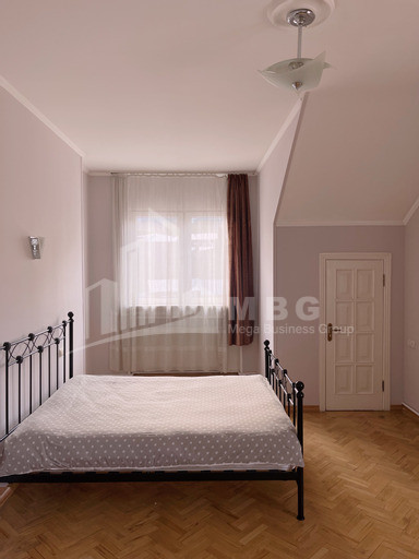 For Rent Flat, in Mtatsminda