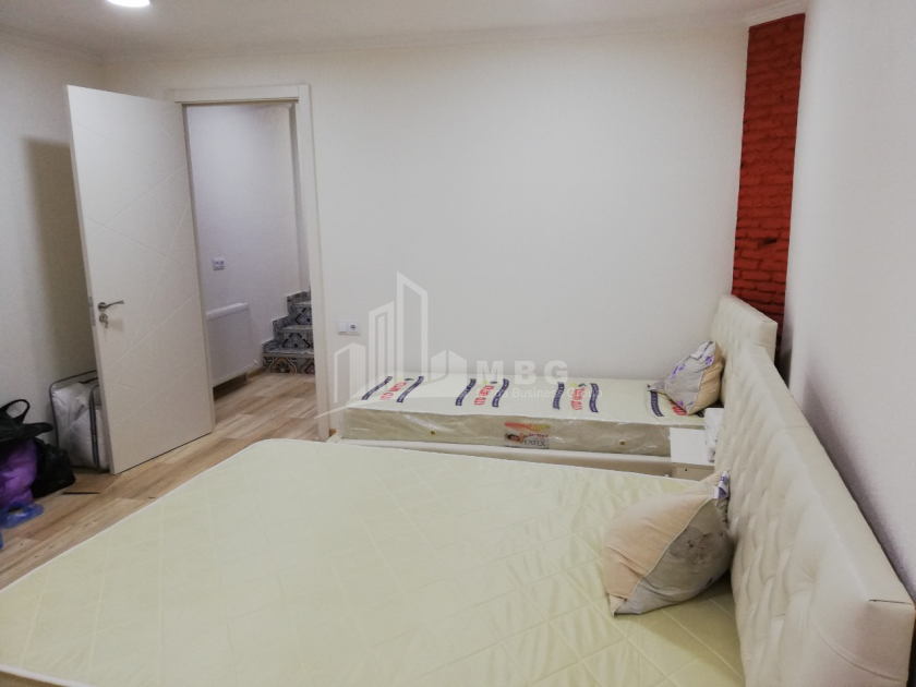 For Sale Flat, in Sololaki