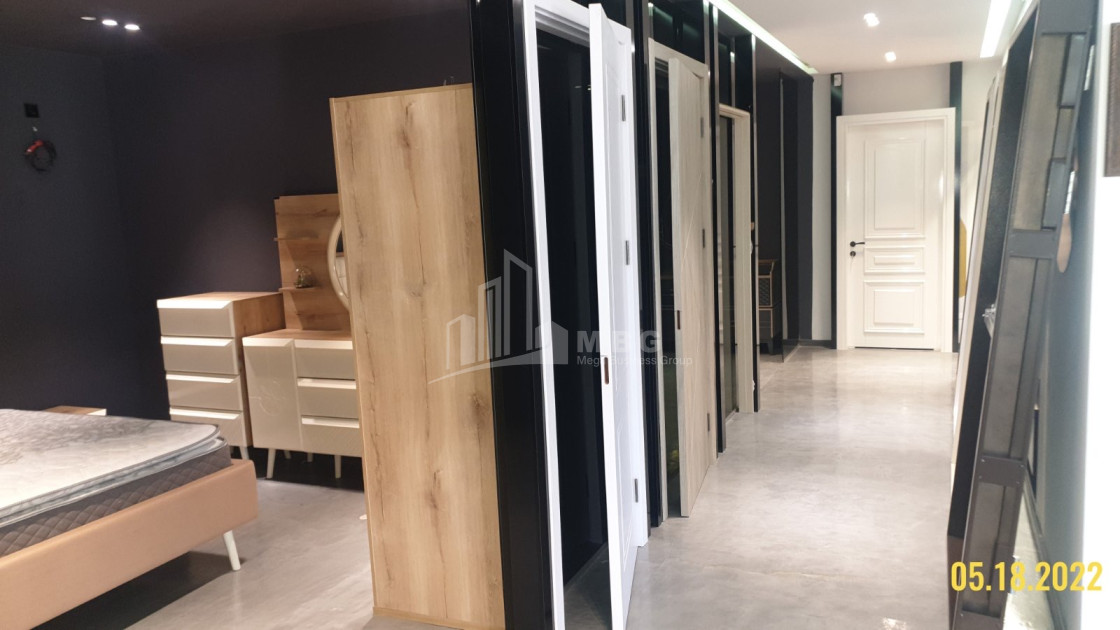 For Rent Building Commercial, in Mukhiani