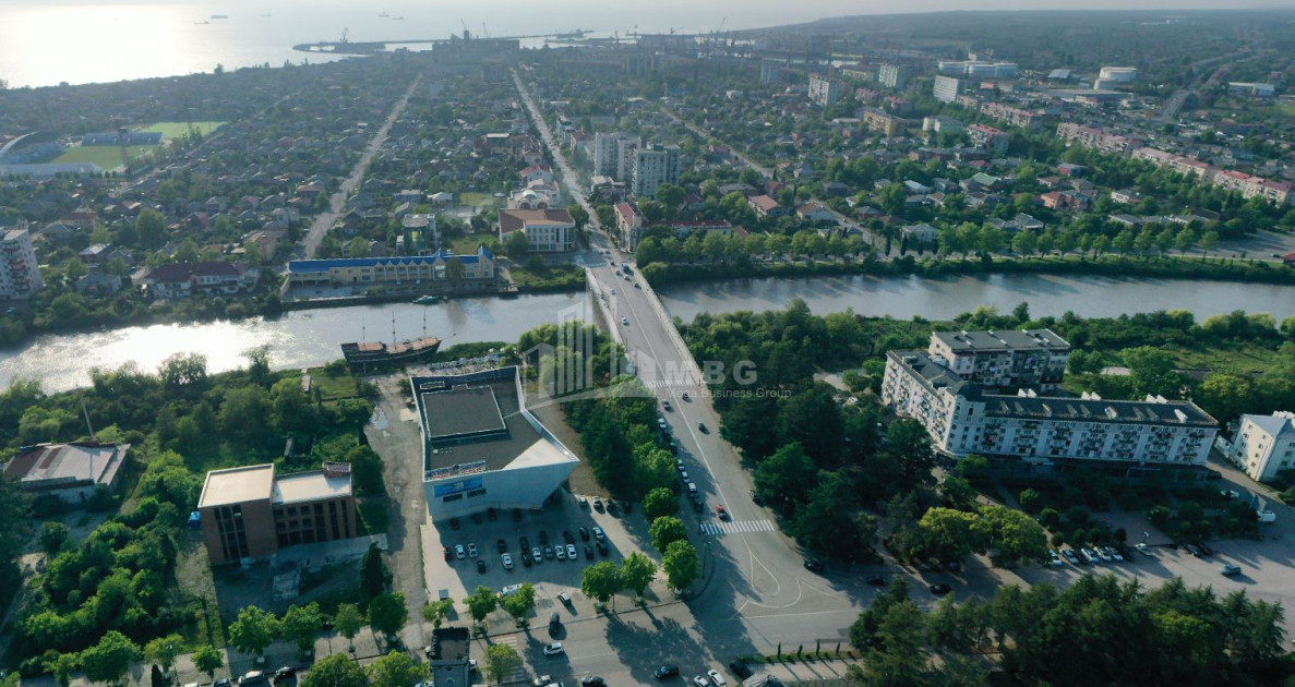 Продается Здание Коммерческий, в Город Поти