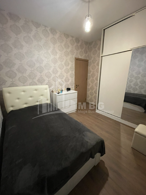 For Sale Flat, in Bagebi