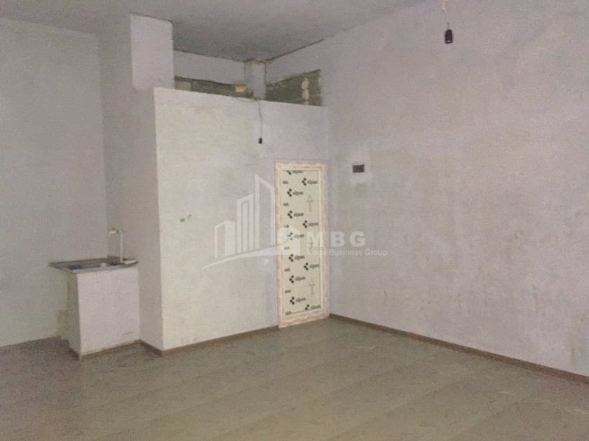For Sale Витражный фасад Commercial, in Gldani Massive