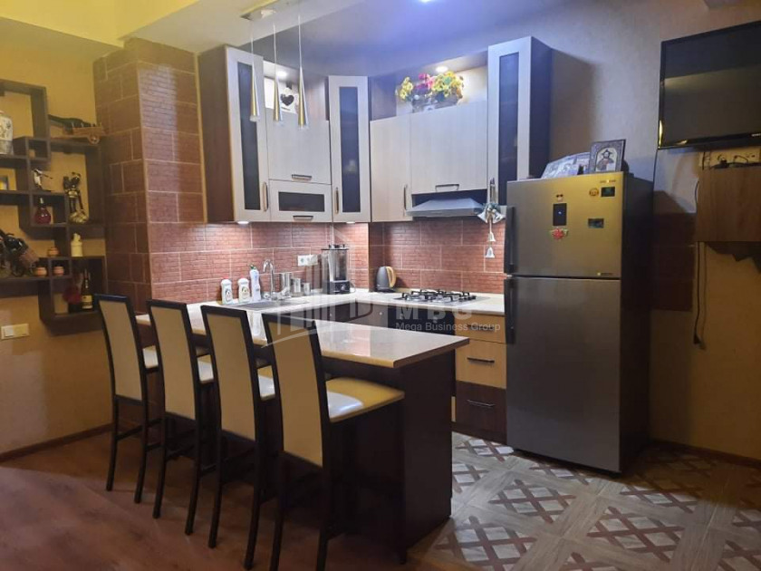 For Sale Flat, in Varketili