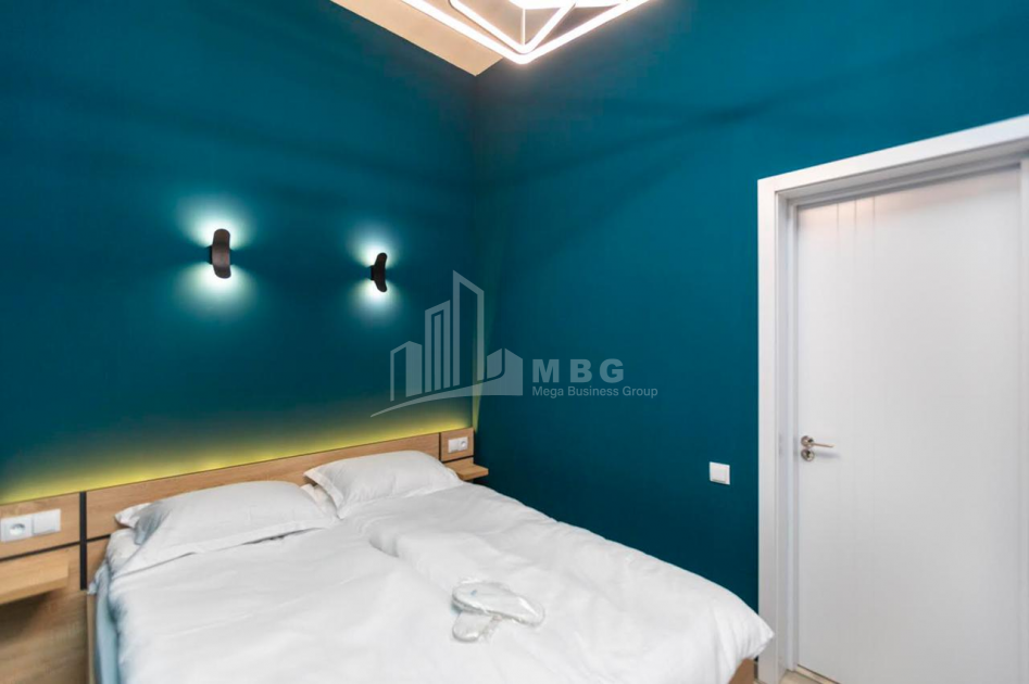 For Sale Flat, in Mtatsminda