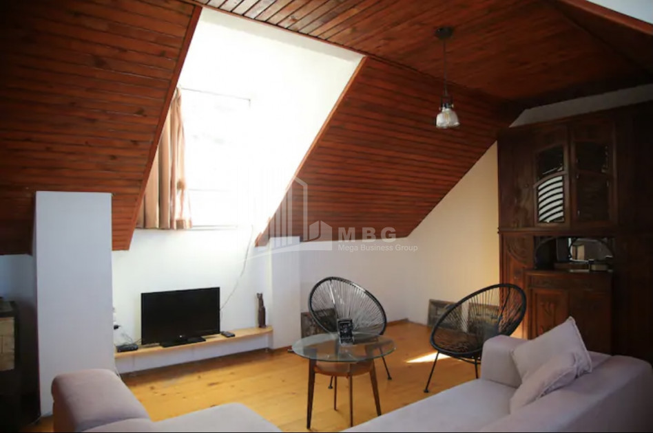 For Rent Flat, in Mtatsminda