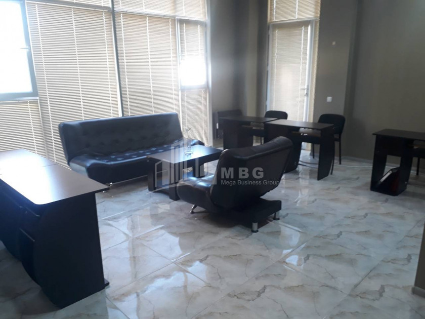 For Sale Витражный фасад Commercial, in Dighmis veli