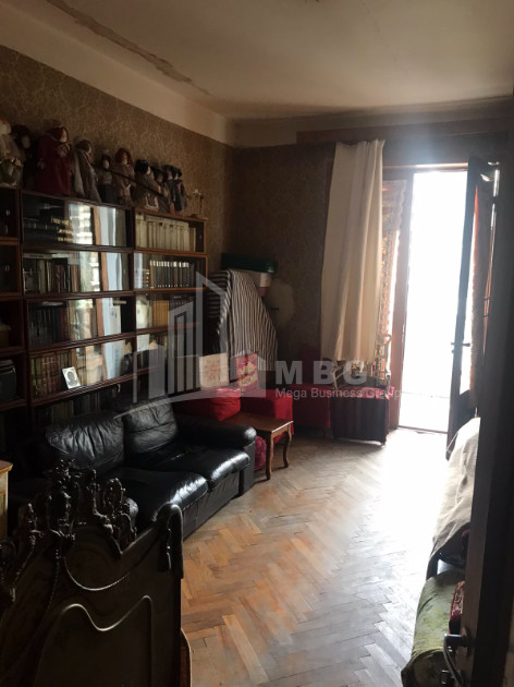 Продается Квартира, в Ваке