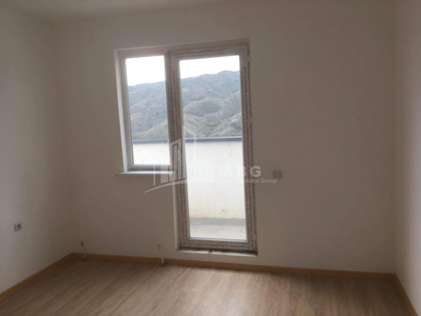 For Sale Flat, in Isani