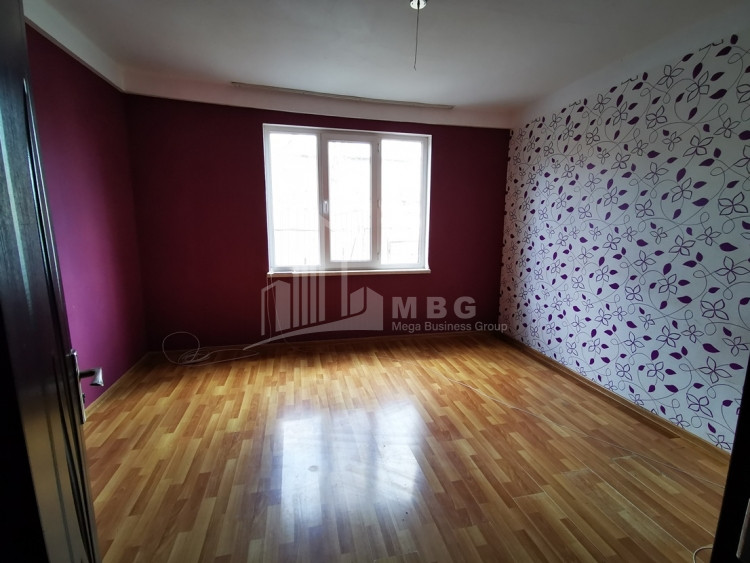 იყიდება ბინა, სამგორის რაიონი