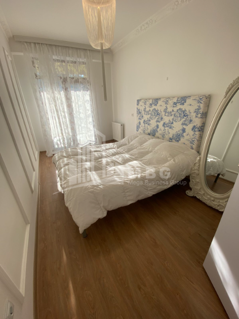 For Sale Flat, in Bagebi