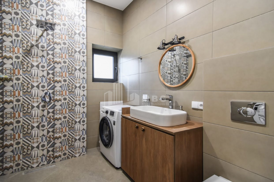 For Sale House - Villa, in Okrokana