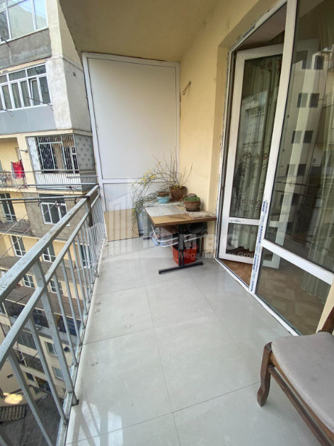 Продается Квартира, в Сабуртало