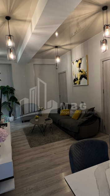 For Sale Flat, in Surrounding area of metro Guramishvili