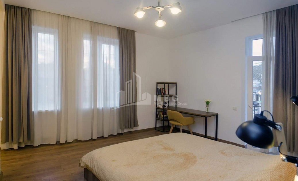 For Sale Flat, in Okros ubani