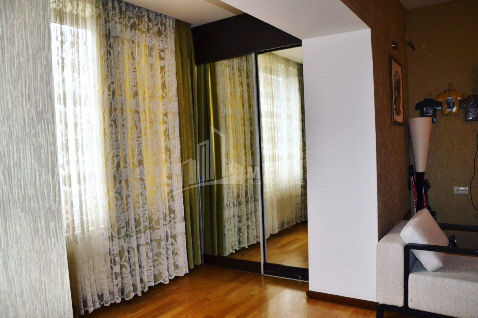 For Sale Flat, in Saburtalo