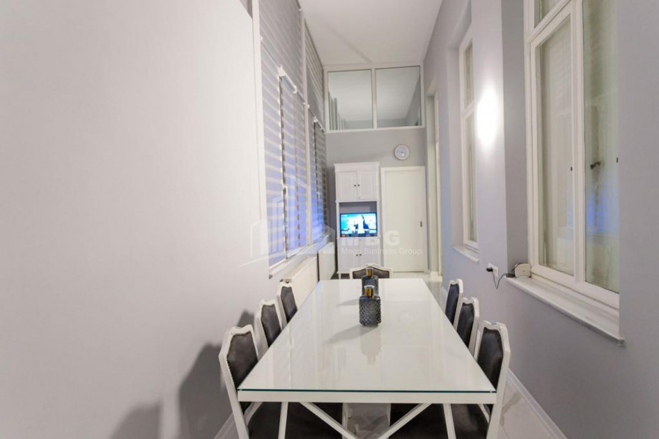 For Rent Flat, in Sololaki