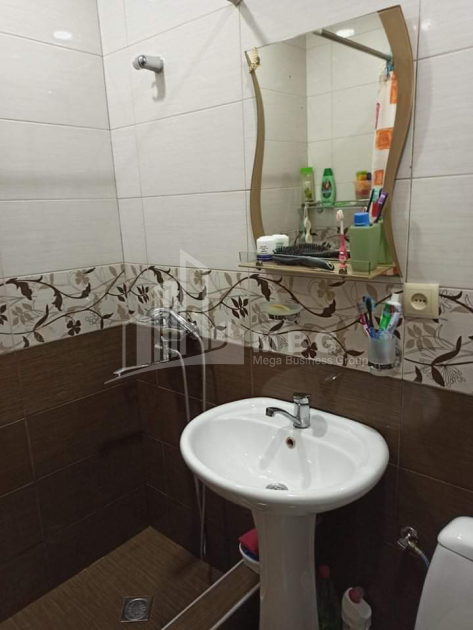 For Sale Flat, in Nadzaladevi