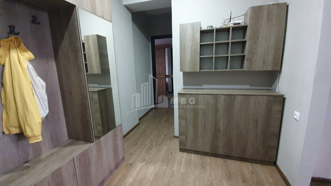 For Sale Flat, in Isani