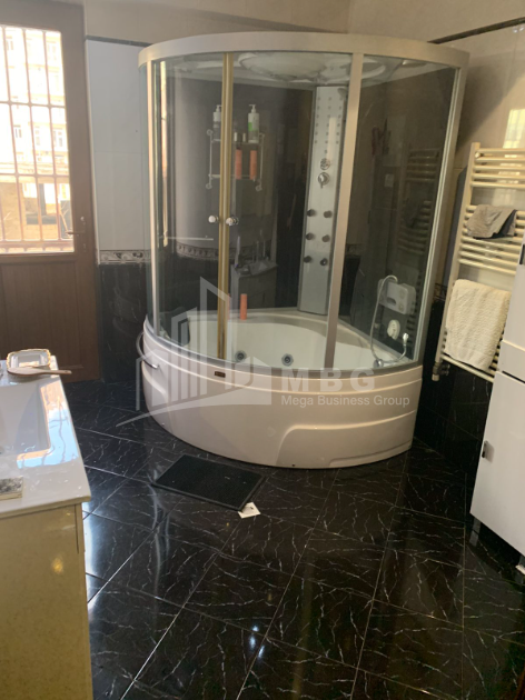 For Sale Flat, in Vake