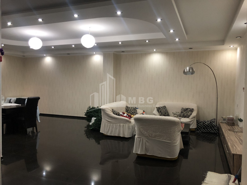 For Rent House - Villa, in Mtatsminda