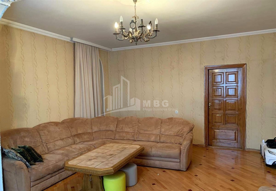 For Sale Flat, in Gldani Massive