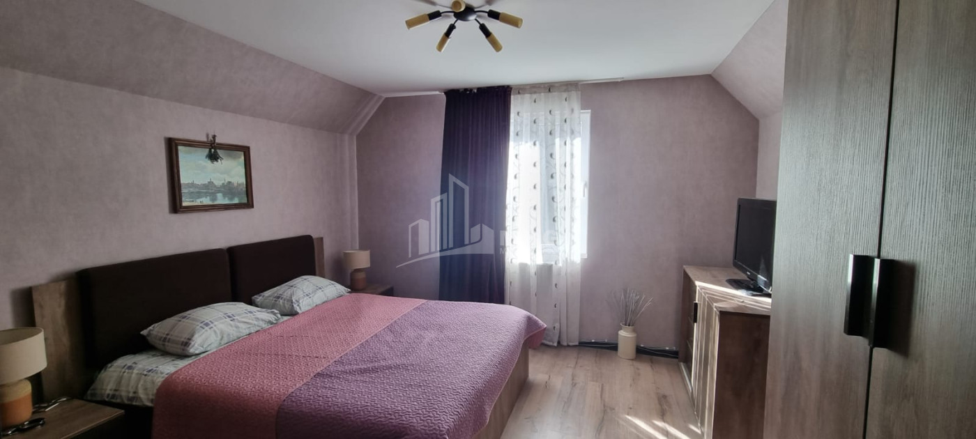 Продается Дом - Вилла В Коджори, Мтацминда Район