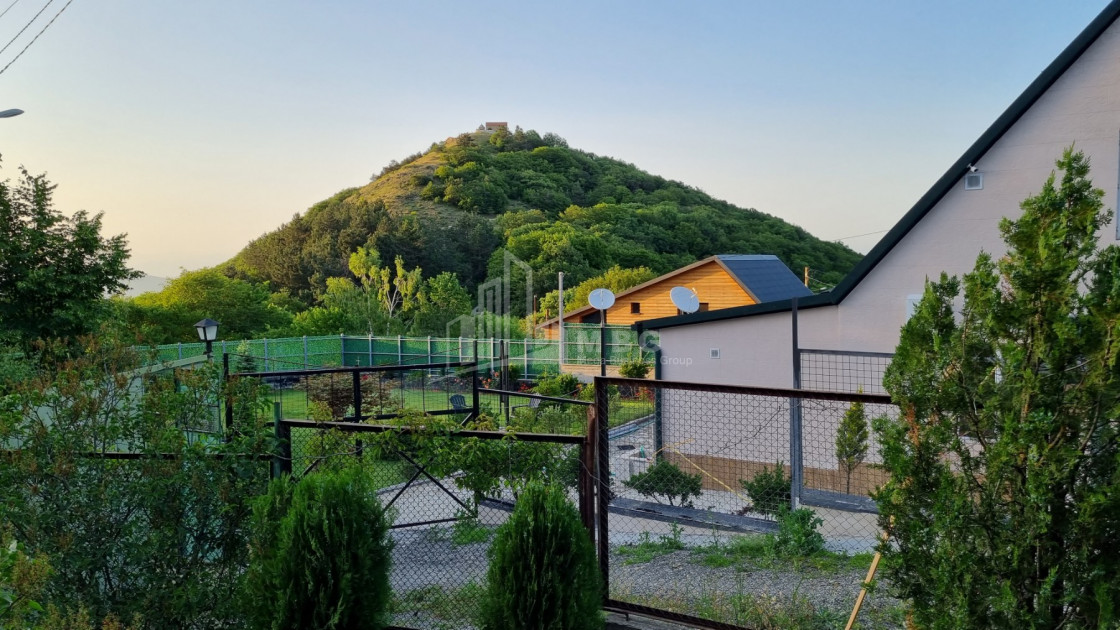 Продается Дом - Вилла В Коджори, Мтацминда Район