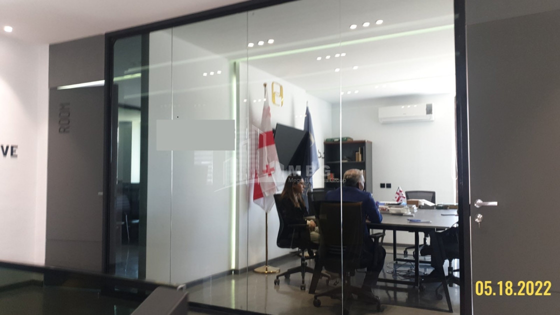 For Rent Building Commercial, in Mukhiani