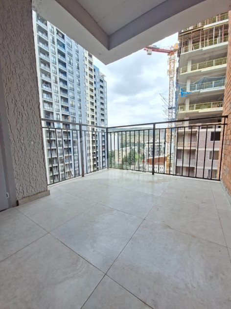 For Sale New building Flat On Street A. Politkovskaya (Jikia), საბურთალო