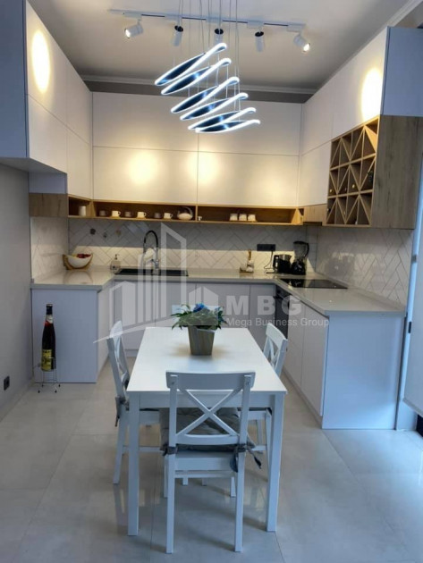 იყიდება სახლი - აგარაკი, დიდი დიღომი