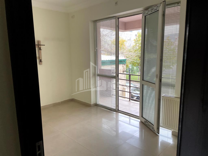 For Sale For office Commercial, in Isani District