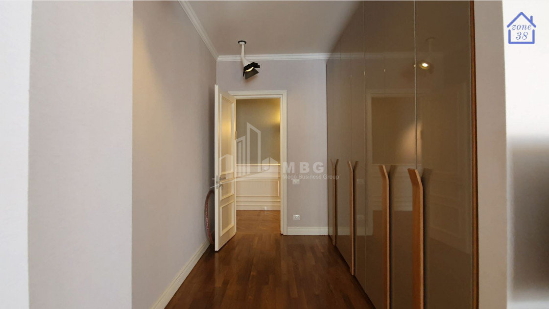 Продается Квартира, в Сололаки