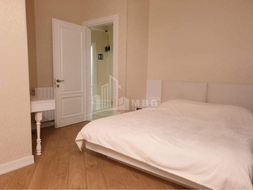 For Sale Flat, in Vedzisi