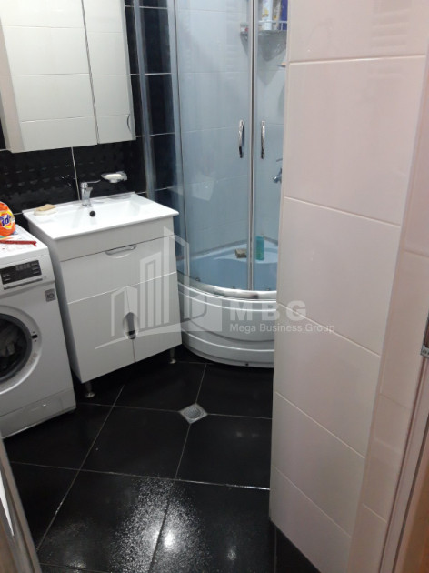 For Sale Flat, in Navtlughi-2