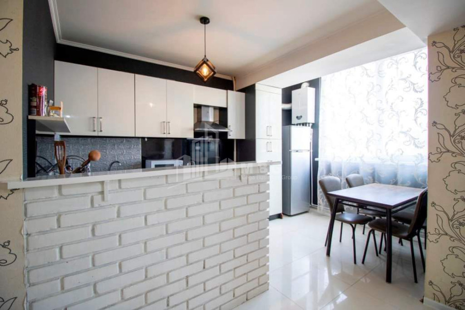 Продается Квартира, в Ваке