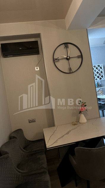 For Sale Flat, in Surrounding area of metro Guramishvili